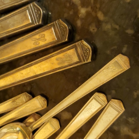 1847 Rogers Bros Silverplate Flatware service for 6 - Picture 5 of 7